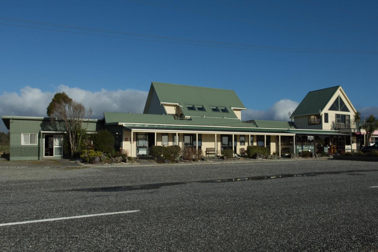 Haast Beach Motel Exteriör bild