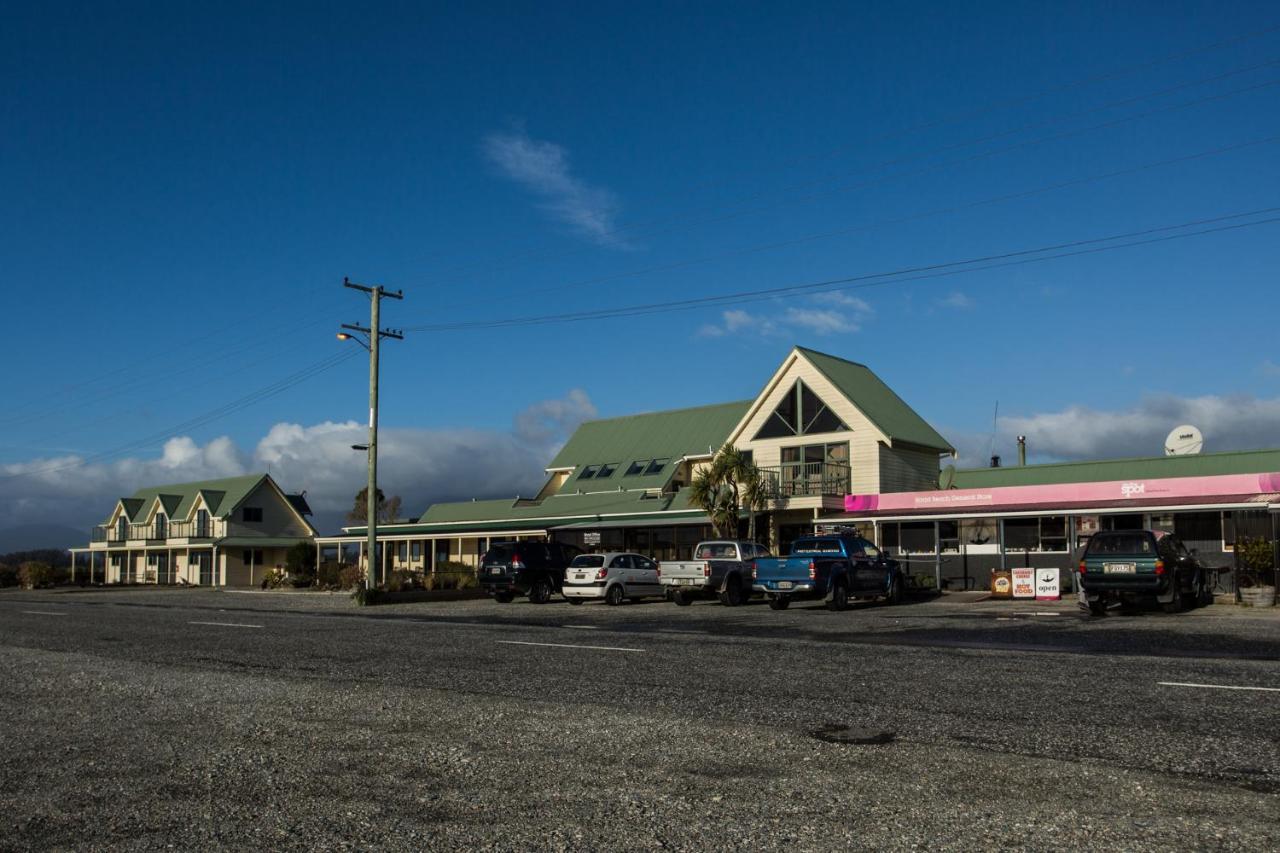 Haast Beach Motel Exteriör bild